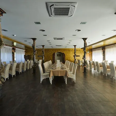 El Mirlo Blanco 3* Candeleda