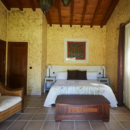 Hotel El Mirlo Blanco Candeleda