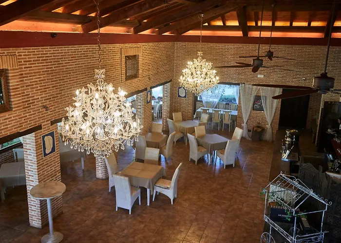 El Mirlo Blanco Szálloda Candeleda