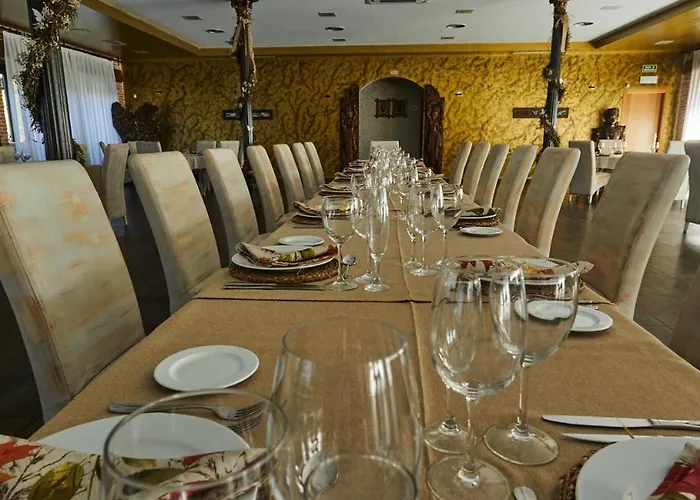 El Mirlo Blanco 3* 칸델레다