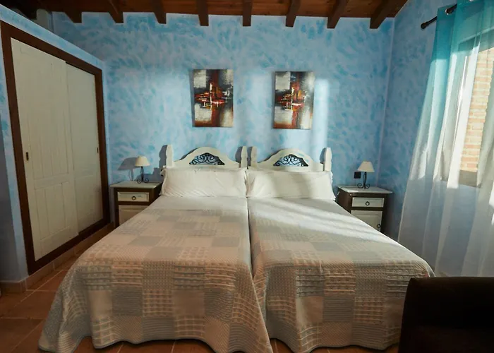 El Mirlo Blanco 3* Candeleda