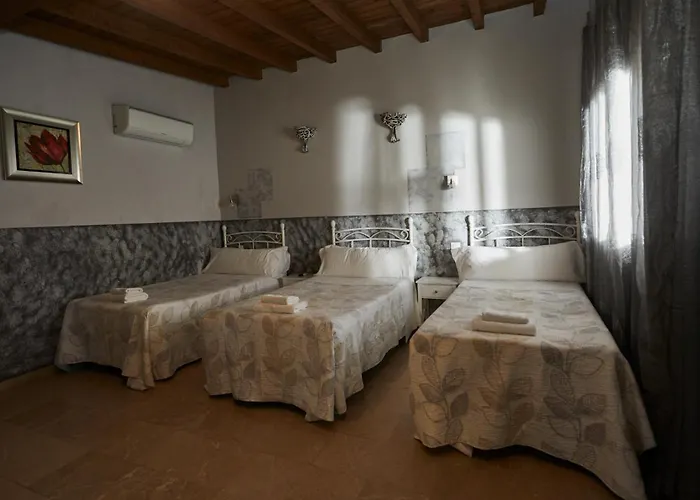 Szálloda El Mirlo Blanco 3*